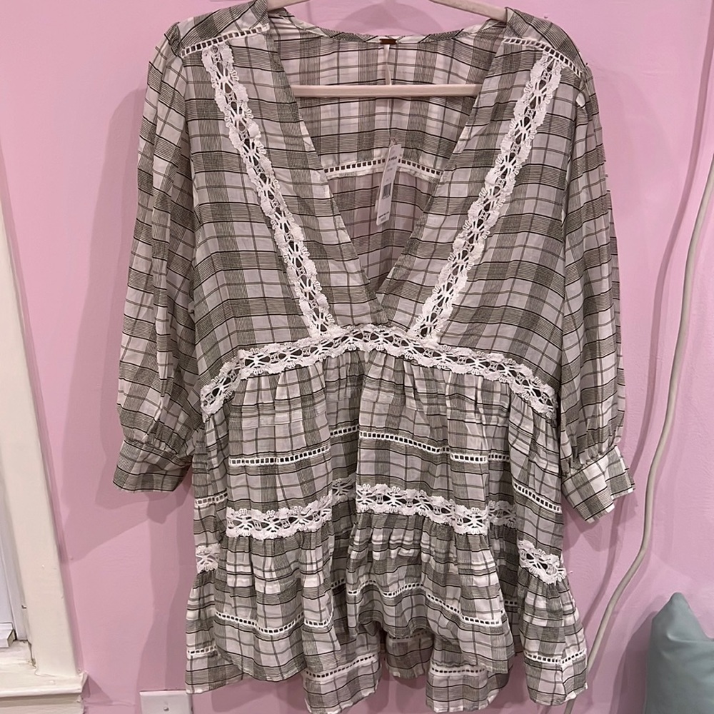Cute cover up or top with leggings
